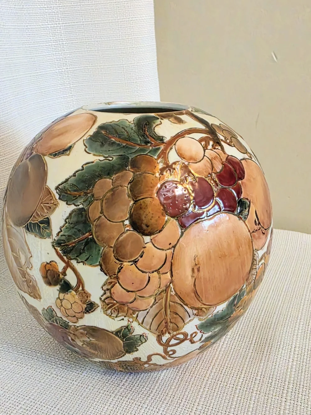 TOYO Vase Round 6.5” Fruit Gold Handpainted Fall French Country Floral